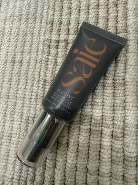 Saie Tinted Mineral Sunscreen Slip Tint- Shade 7